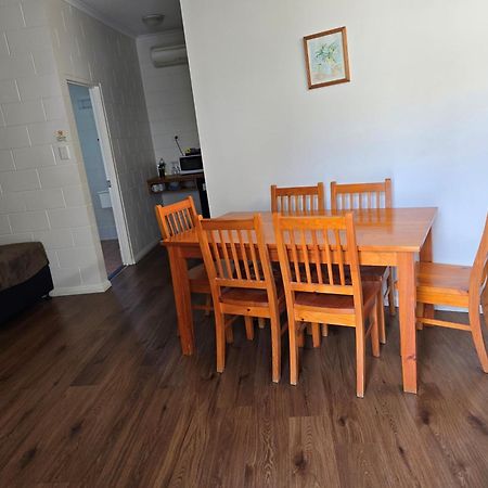 Colonial Rose Motel Townsville Esterno foto