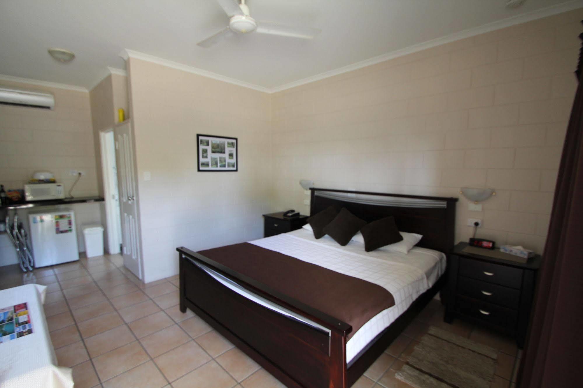 Colonial Rose Motel Townsville Esterno foto