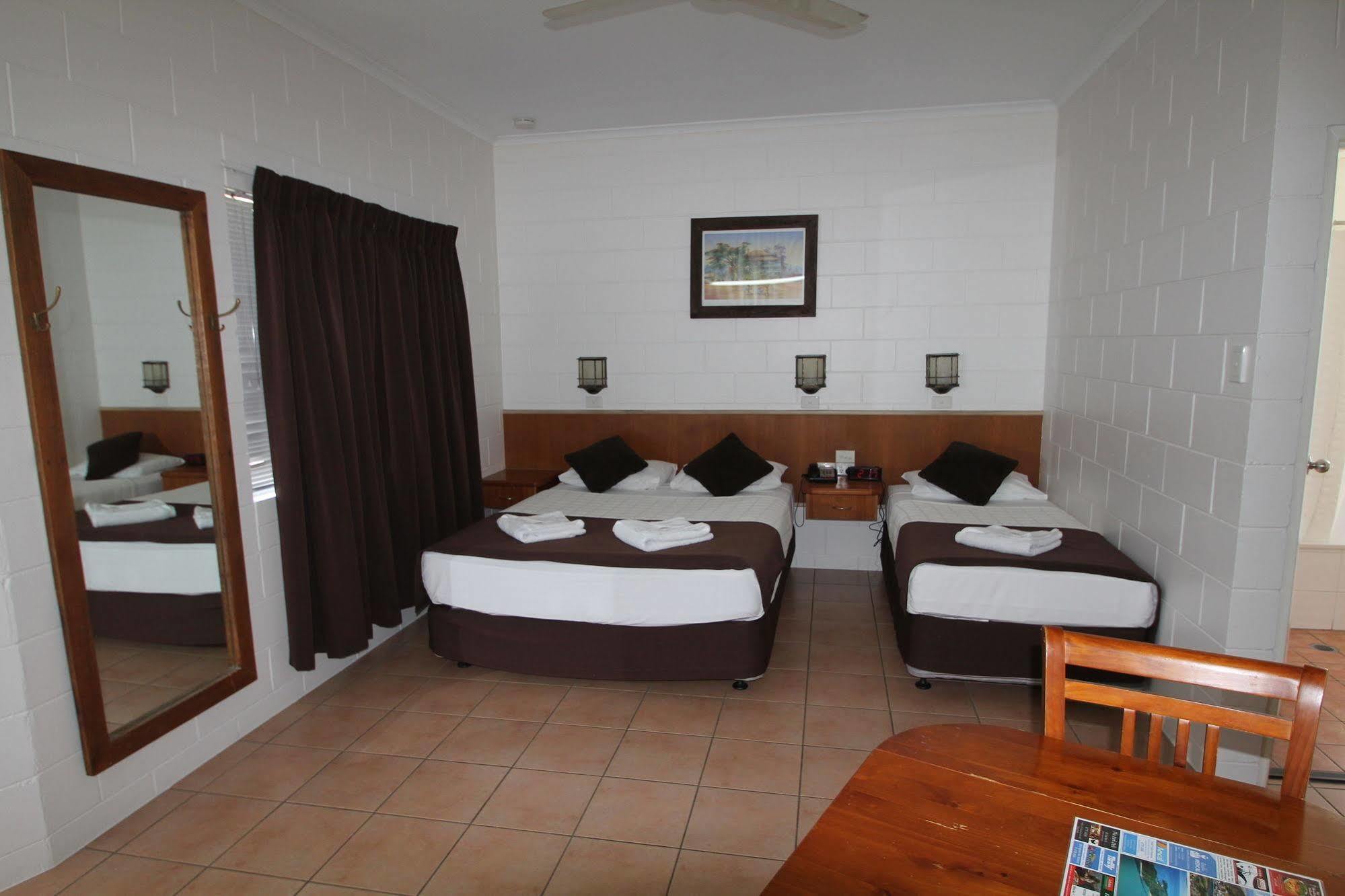 Colonial Rose Motel Townsville Esterno foto